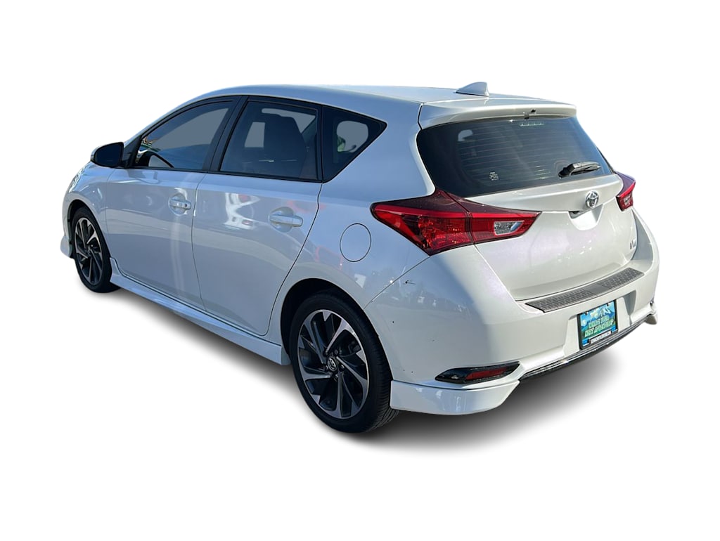 2018 Toyota Corolla iM Base 4