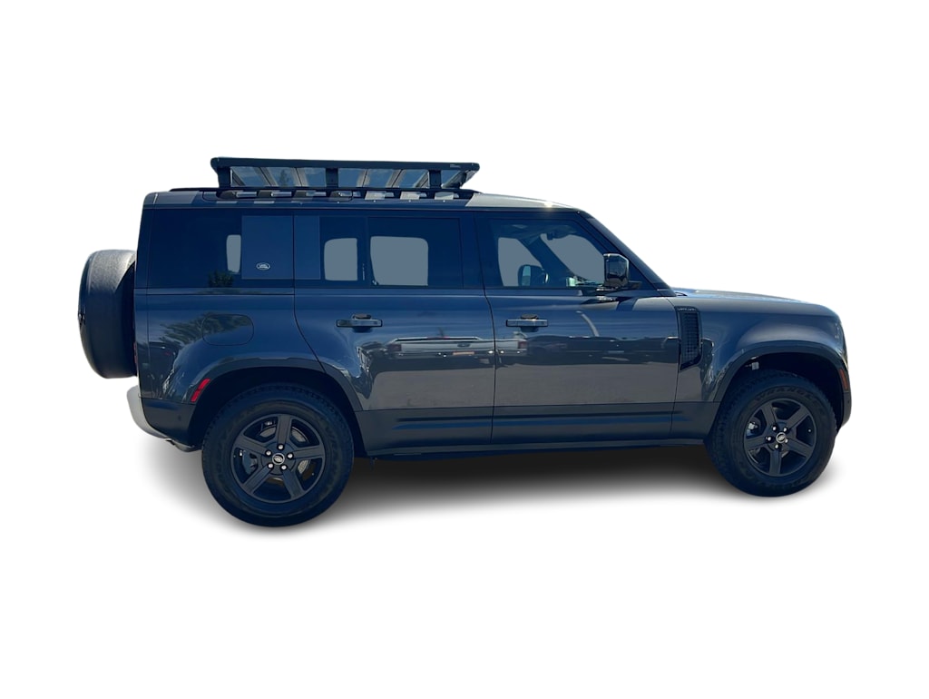 Thumbnail: 2023 Land Rover Defender - 20