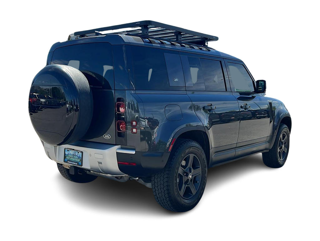 Thumbnail: 2023 Land Rover Defender - 21