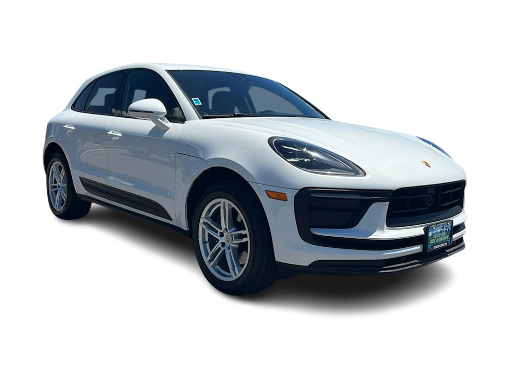Thumbnail: 2024 Porsche Macan - 19