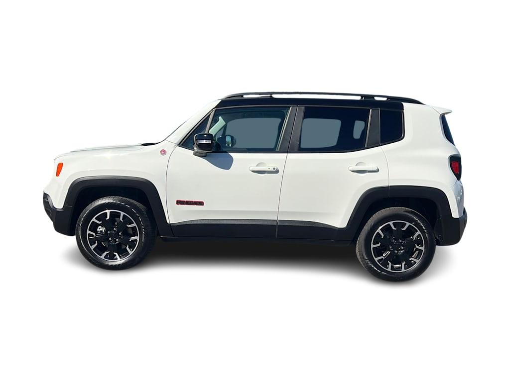 Thumbnail: 2023 Jeep Renegade - 3