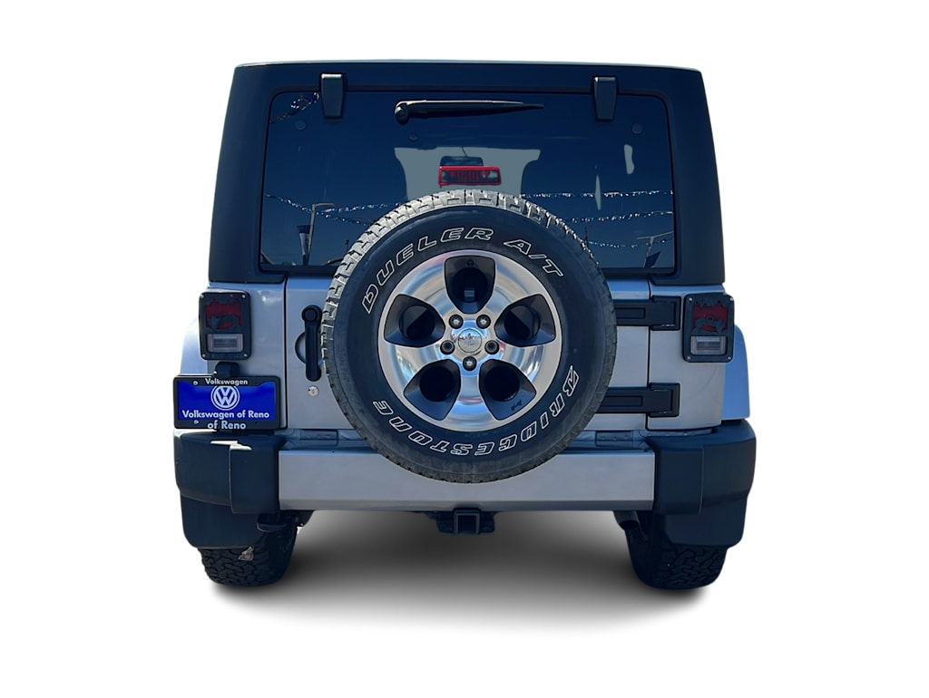 2017 Jeep Wrangler Unlimited Sahara 5