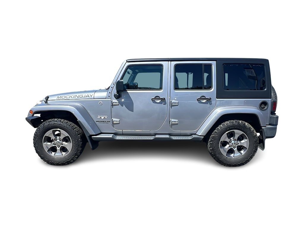 2017 Jeep Wrangler Unlimited Sahara 3