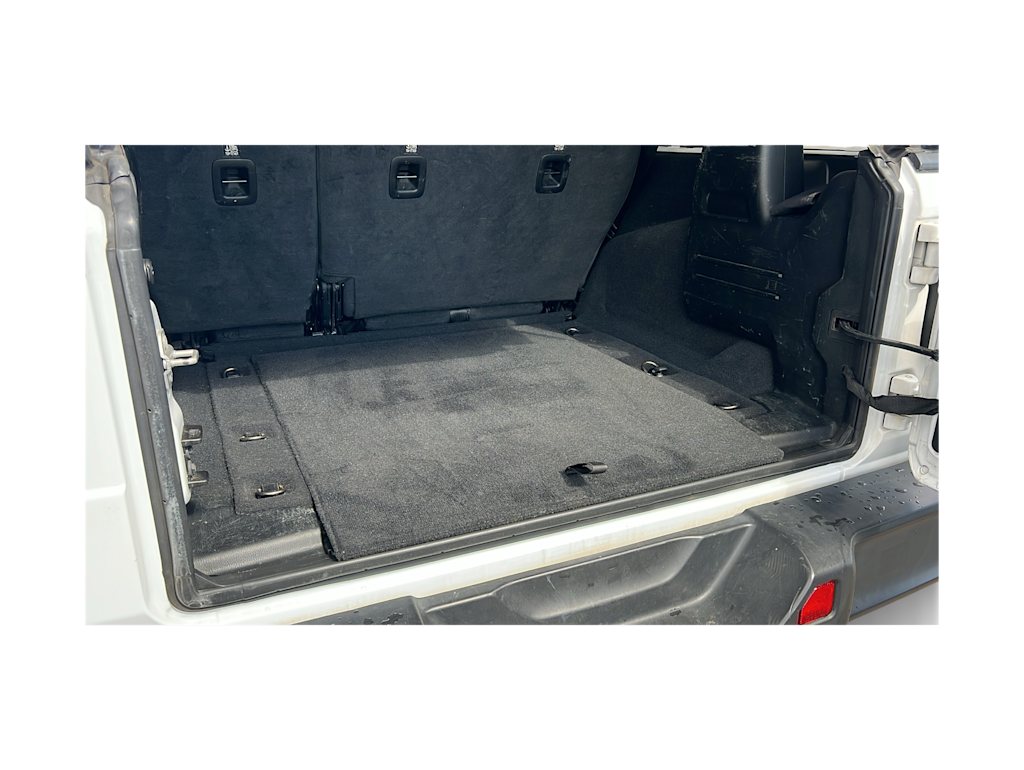 Thumbnail: 2020 Jeep Wrangler - 16