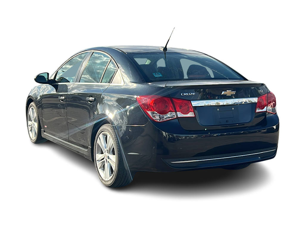 Thumbnail: 2013 Chevrolet Cruze - 3