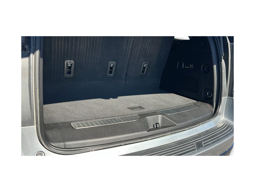 Thumbnail: 2023 Chevrolet Tahoe - 17