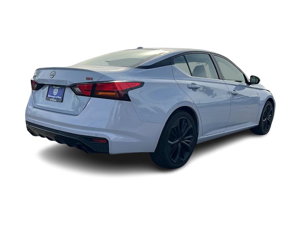 Thumbnail: 2023 Nissan Altima - 22