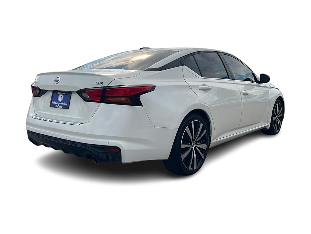 Thumbnail: 2022 Nissan Altima - 22