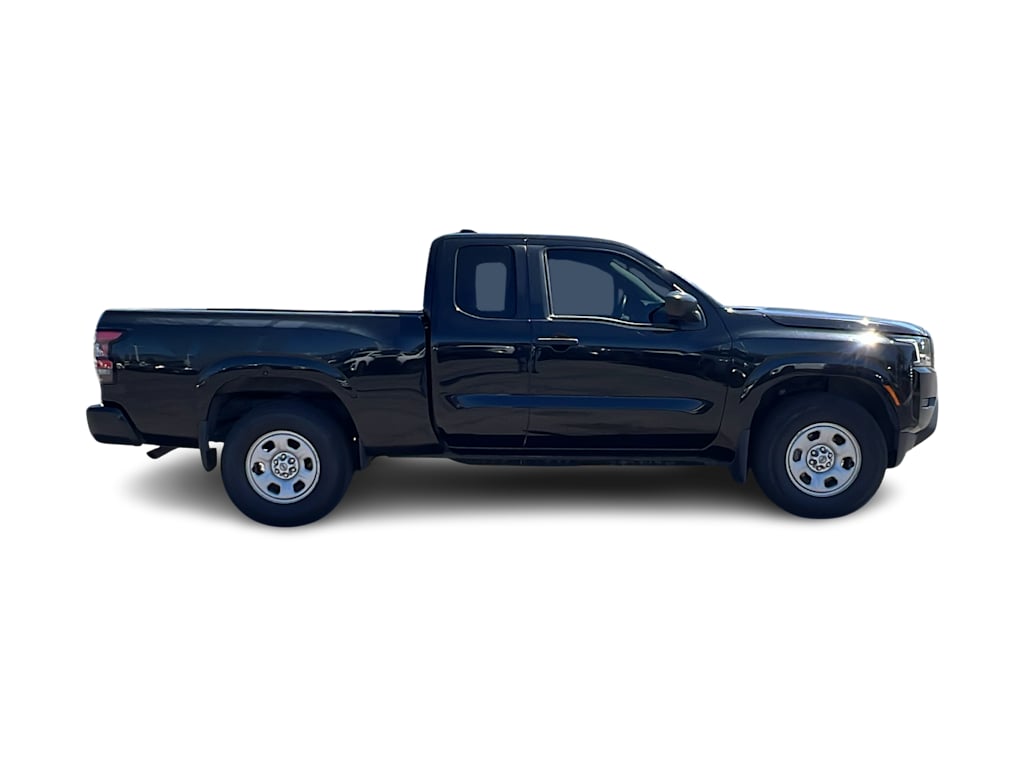 2022 Nissan Frontier S 9