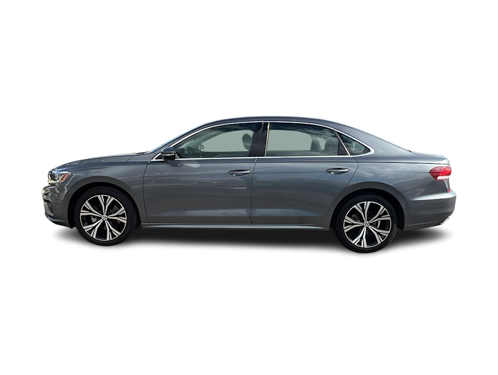 2021 Volkswagen Passat SE 3