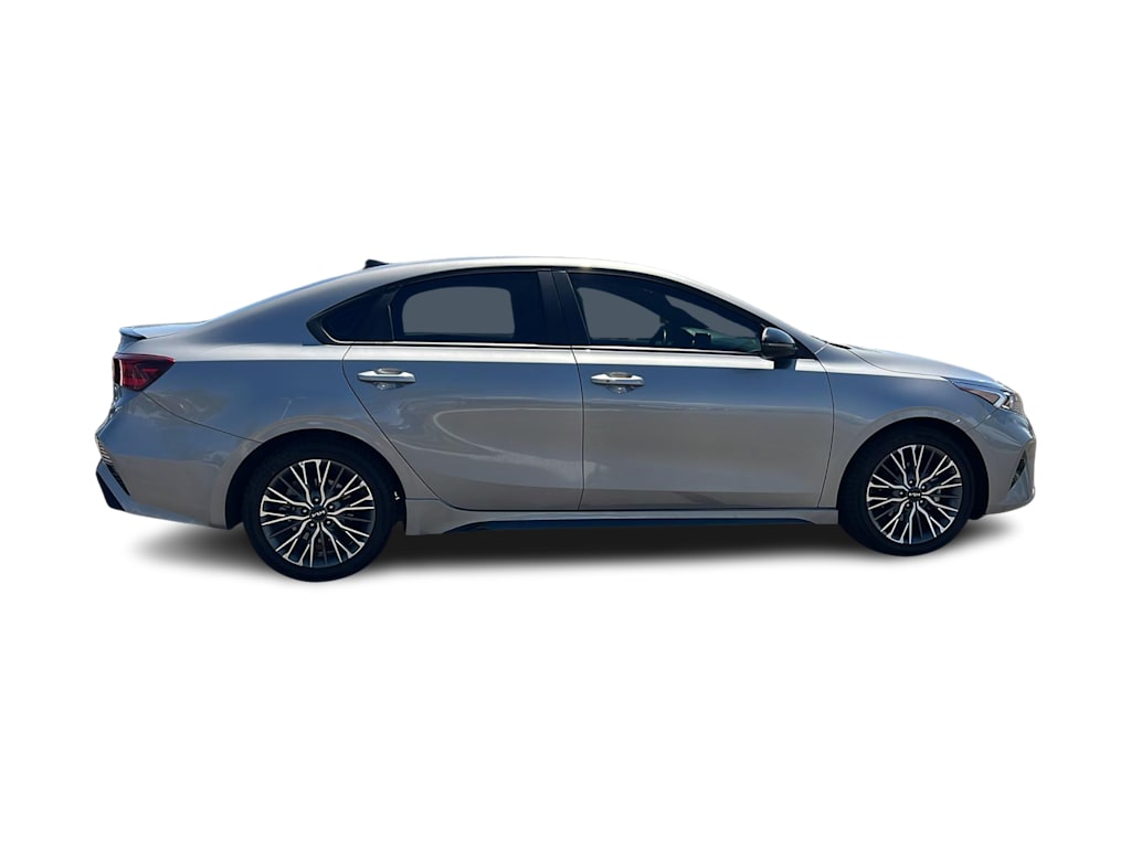 Thumbnail: 2024 Kia Forte - 21