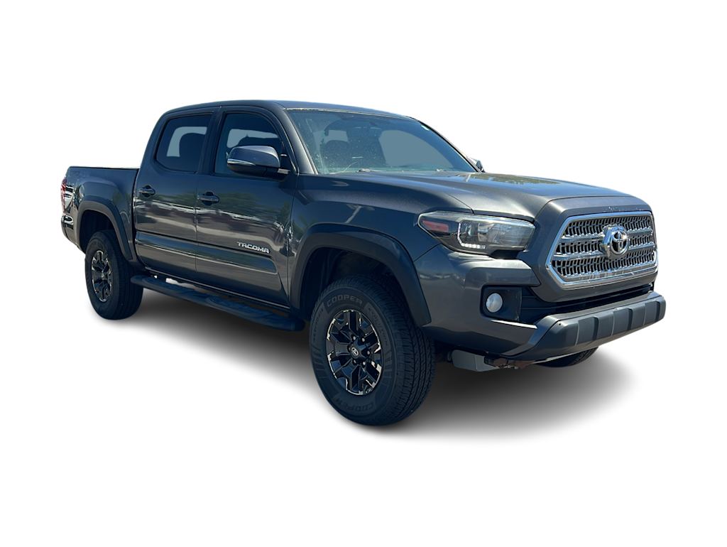 Thumbnail: 2017 Toyota Tacoma - 8