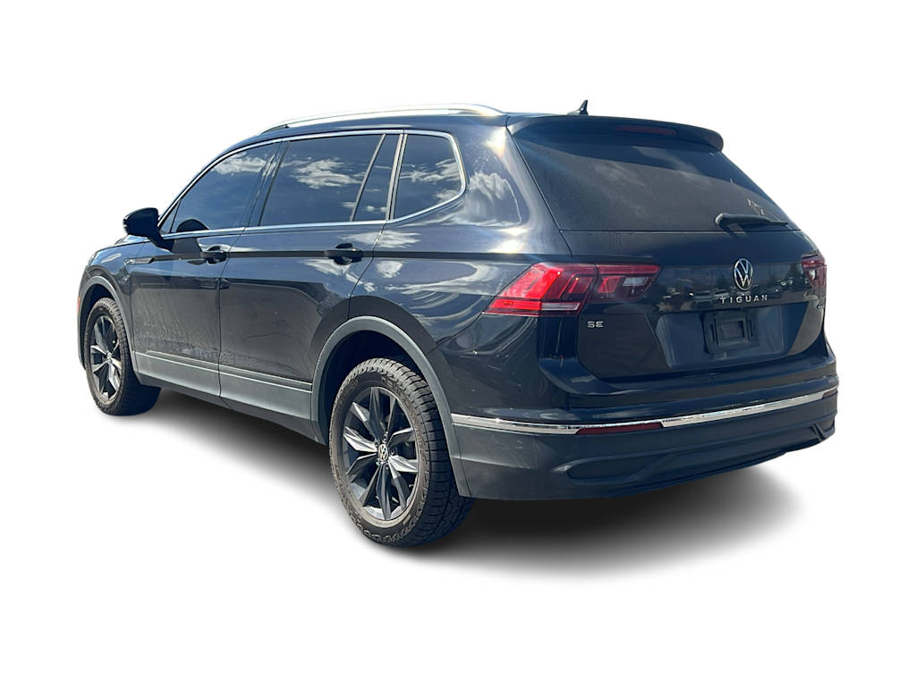 Thumbnail: 2022 Volkswagen Tiguan - 3