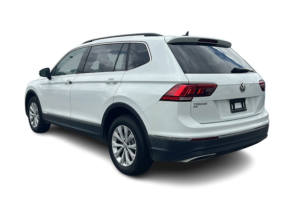 Thumbnail: 2018 Volkswagen Tiguan - 4