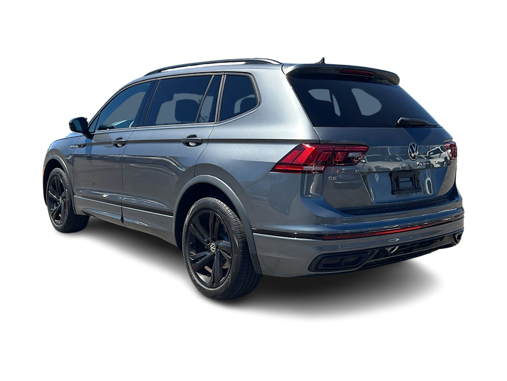 Thumbnail: 2023 Volkswagen Tiguan - 4