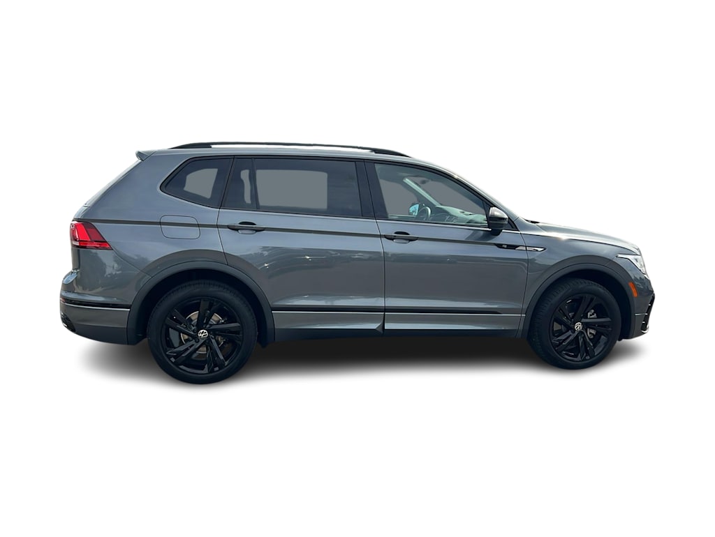 Thumbnail: 2023 Volkswagen Tiguan - 21