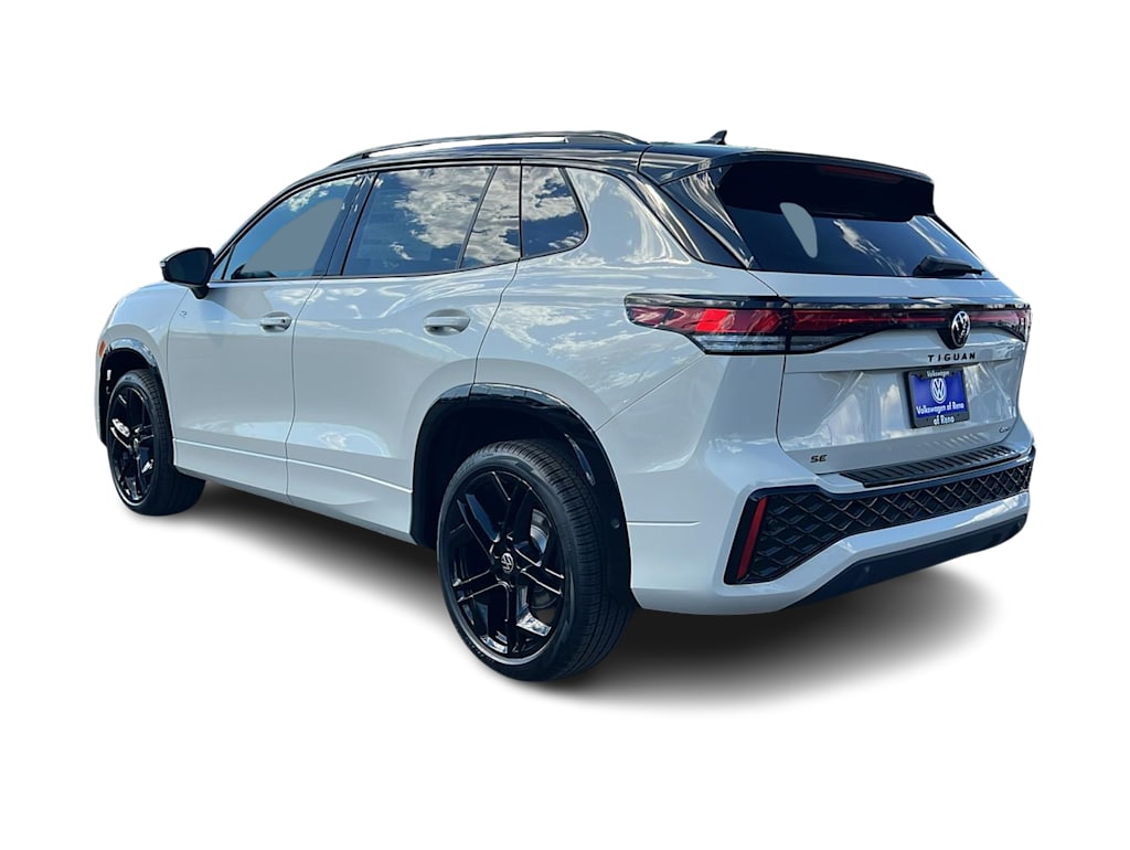Thumbnail: 2026 Volkswagen Tiguan - 4