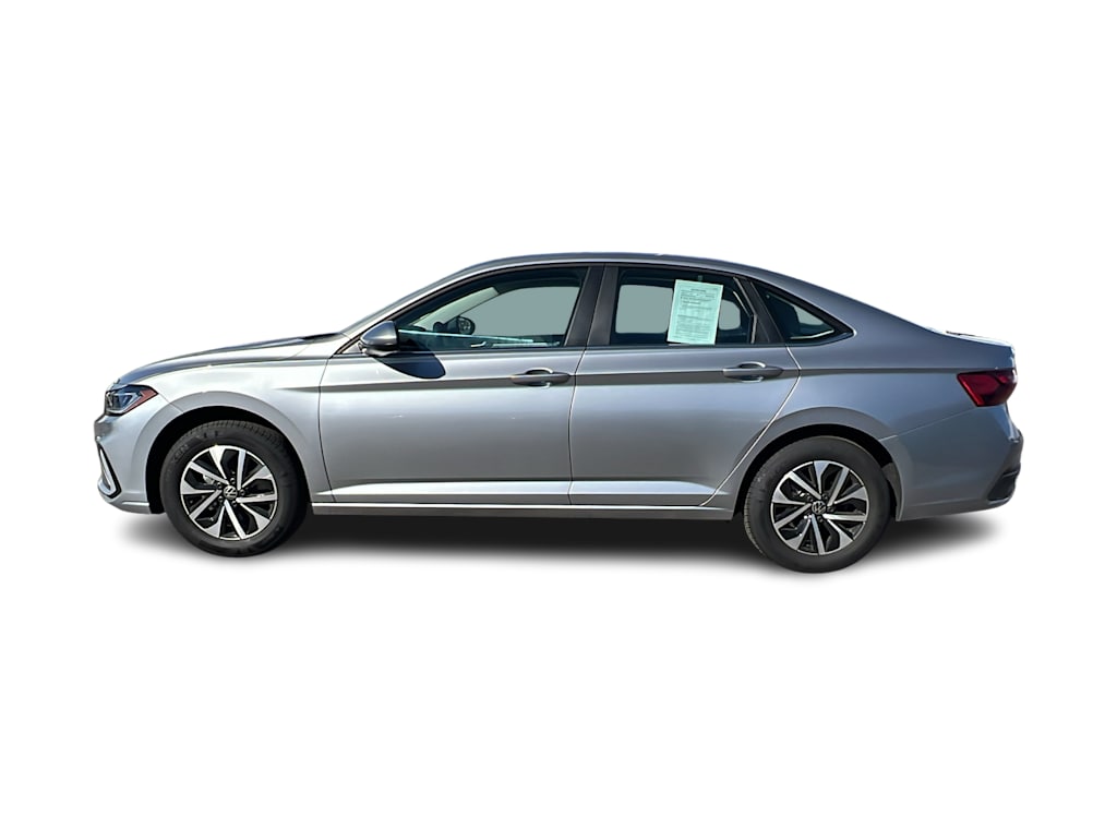 Thumbnail: 2026 Volkswagen Jetta - 3