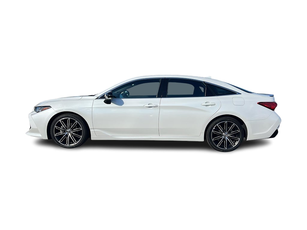 Thumbnail: 2020 Toyota Avalon - 3