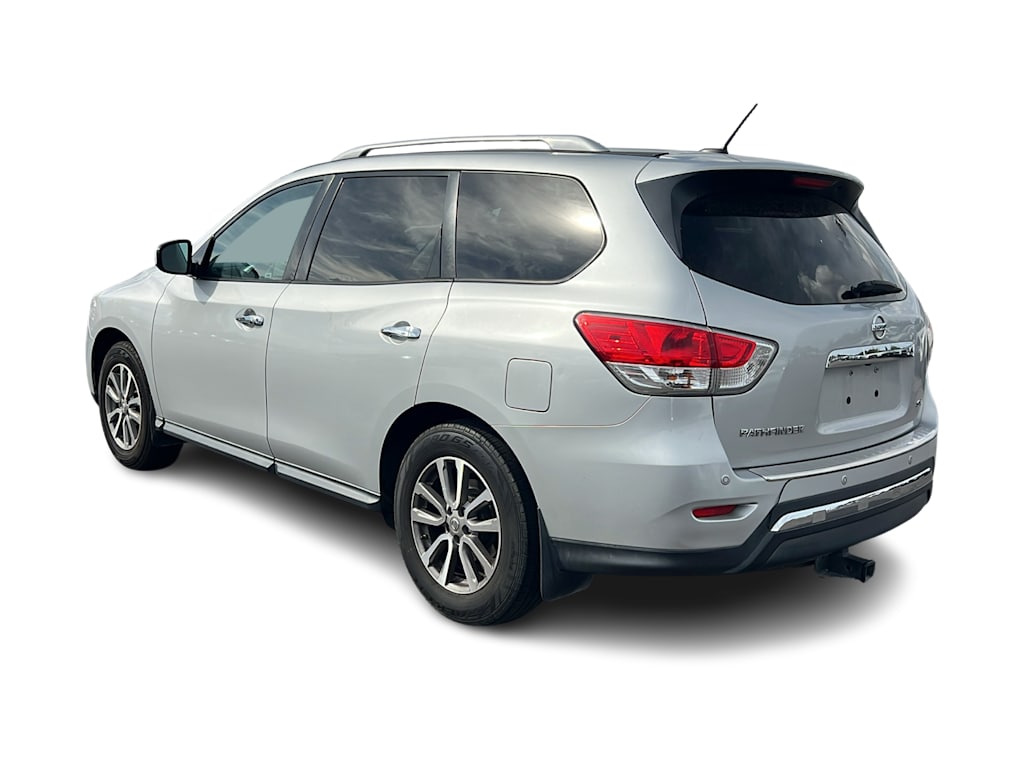 Thumbnail: 2016 Nissan Pathfinder - 4