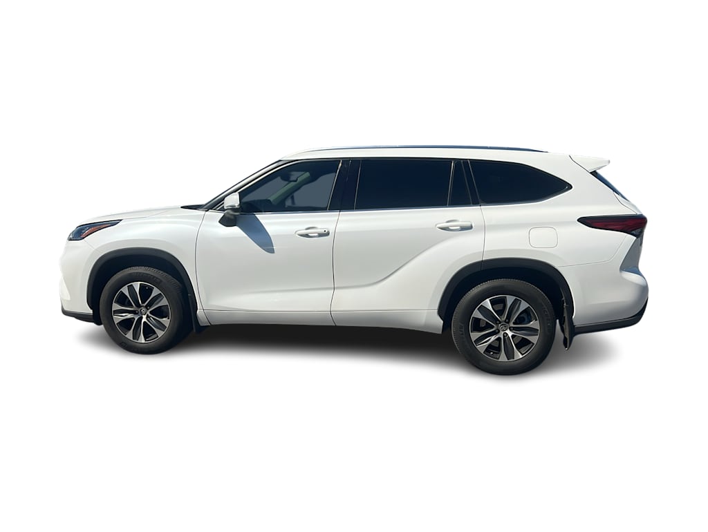 Thumbnail: 2020 Toyota Highlander - 3