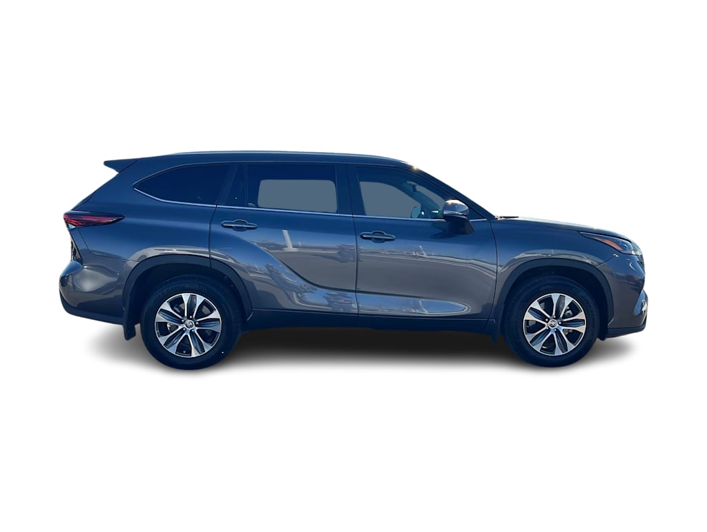 Thumbnail: 2024 Toyota Highlander - 21