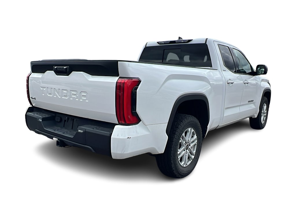 Thumbnail: 2022 Toyota Tundra - 10
