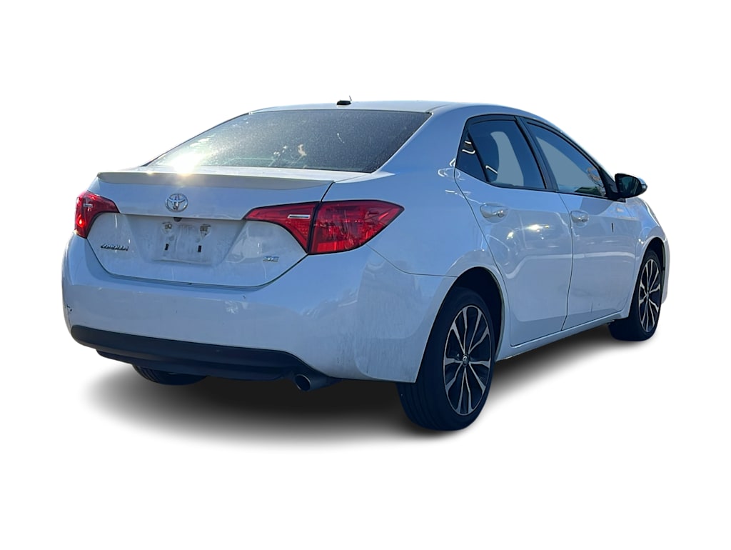 Thumbnail: 2017 Toyota Corolla - 9
