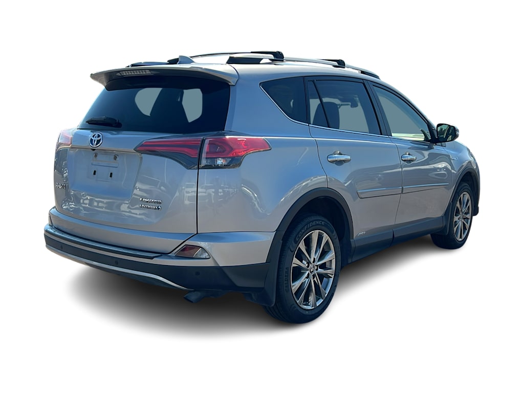 Thumbnail: 2017 Toyota RAV4 - 10