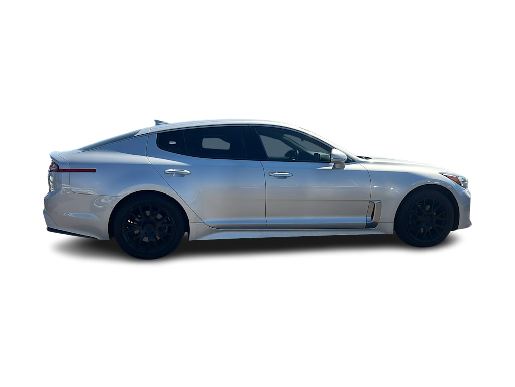 Thumbnail: 2018 Kia Stinger - 9