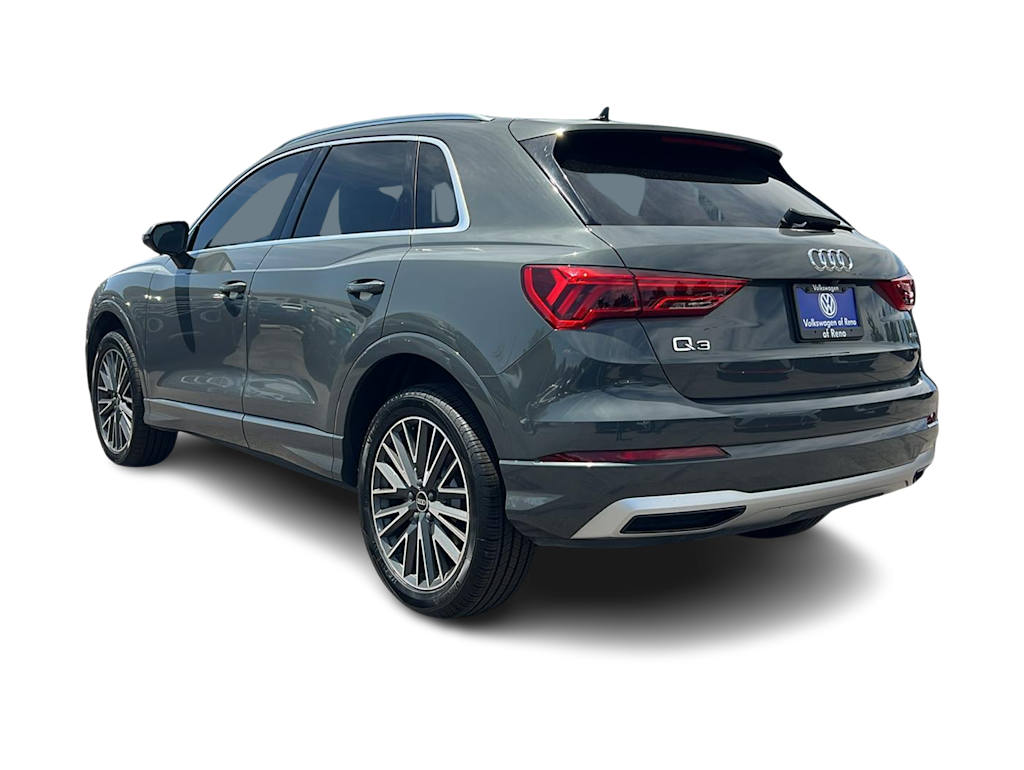 Thumbnail: 2022 Audi Q3 - 4