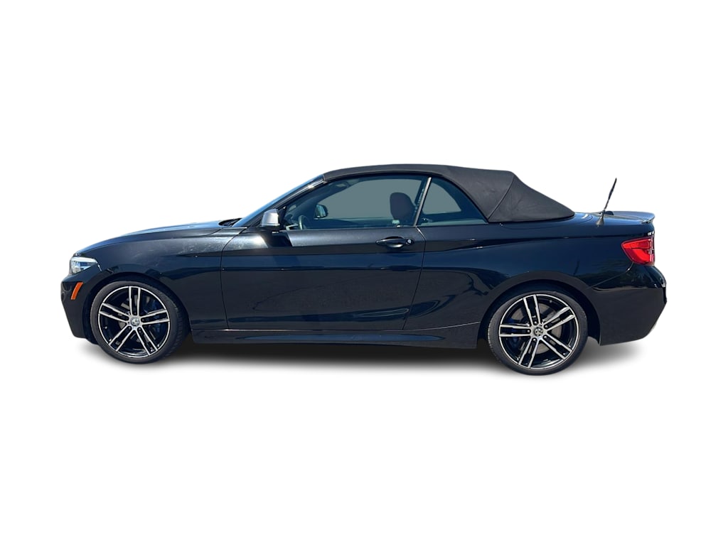 Thumbnail: 2018 BMW 2 Series - 3