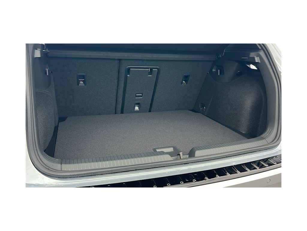 Thumbnail: 2025 Volkswagen Golf - 15