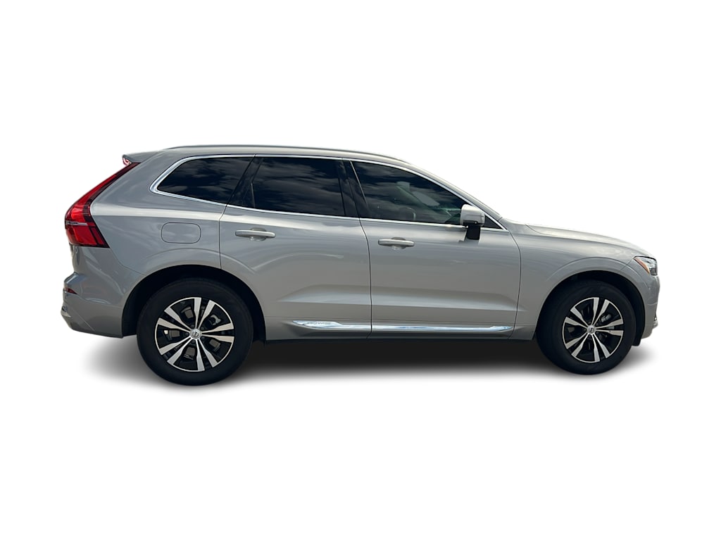 Thumbnail: 2023 Volvo XC60 - 9