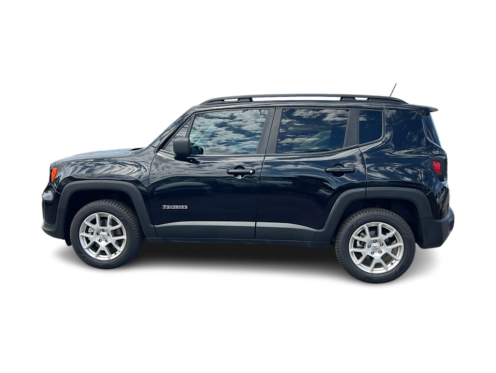 Thumbnail: 2022 Jeep Renegade - 3