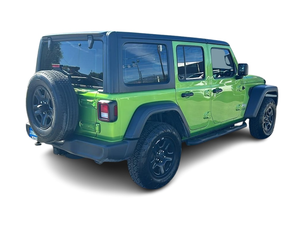 Thumbnail: 2018 Jeep Wrangler - 17