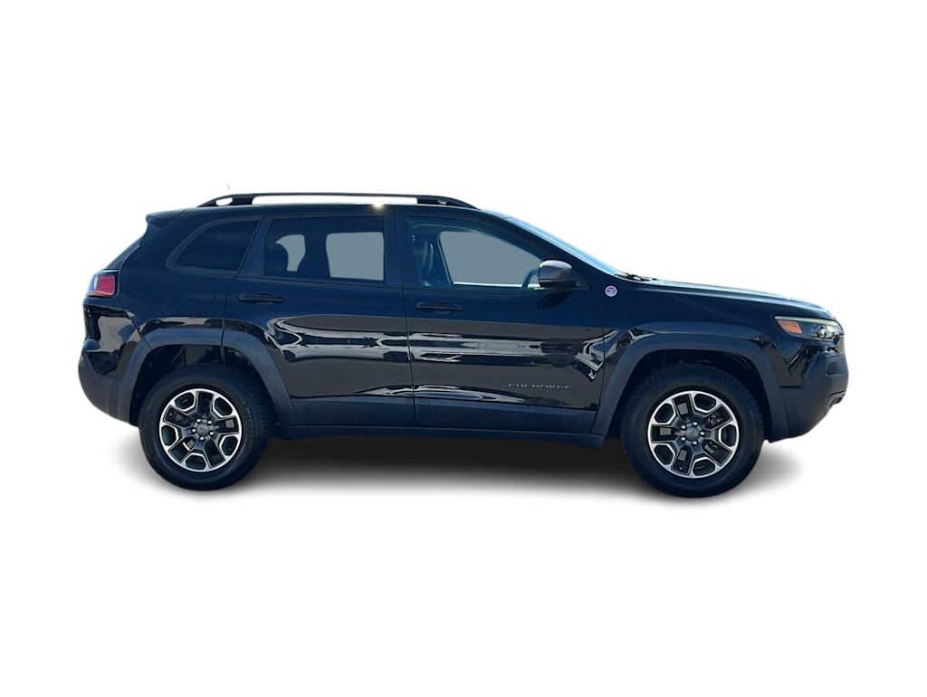 Thumbnail: 2020 Jeep Cherokee - 21