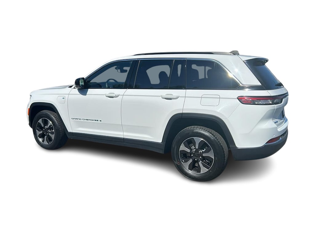 Thumbnail: 2024 Jeep Grand Cherokee - 3