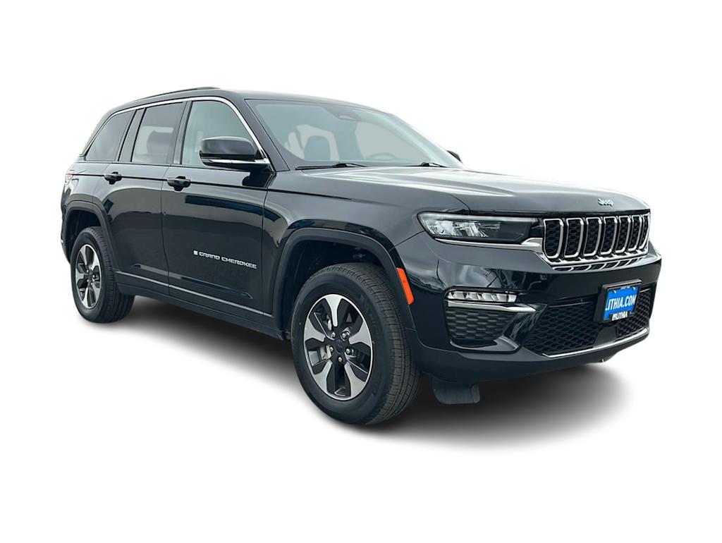Thumbnail: 2024 Jeep Grand Cherokee - 17