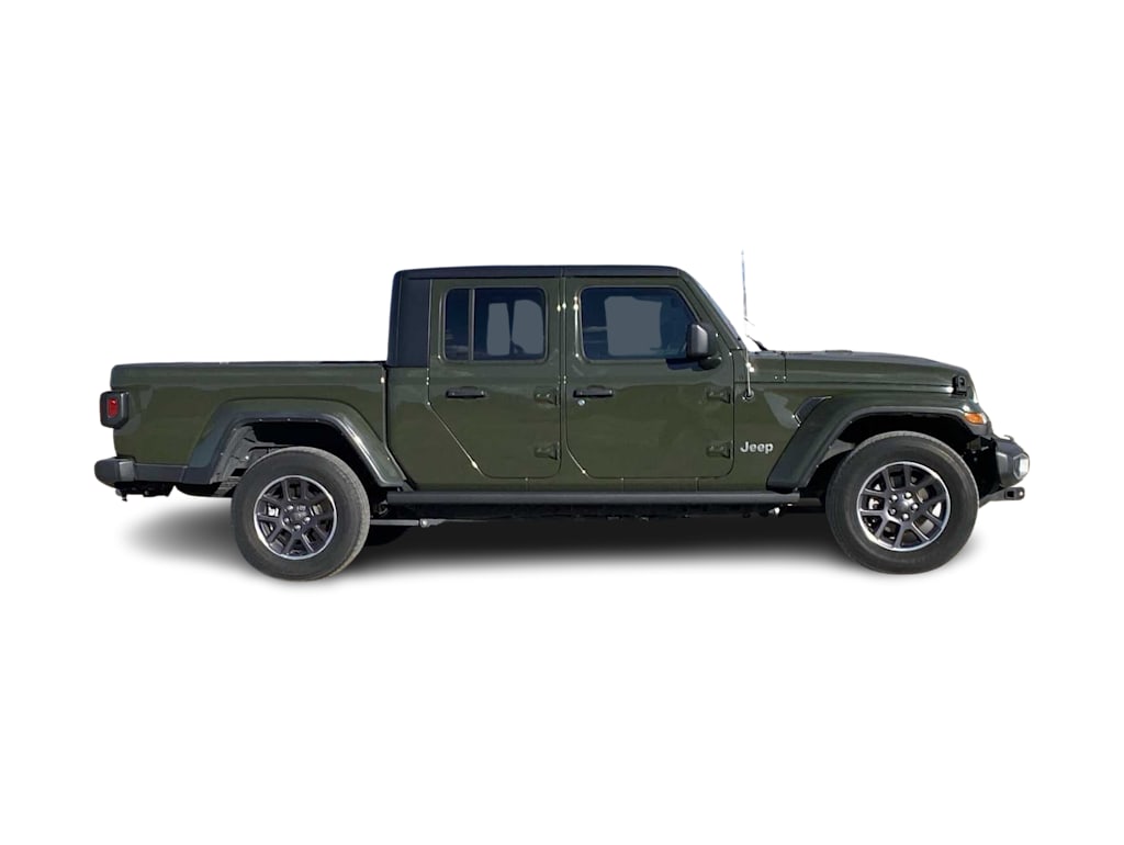 Thumbnail: 2022 Jeep Gladiator - 22