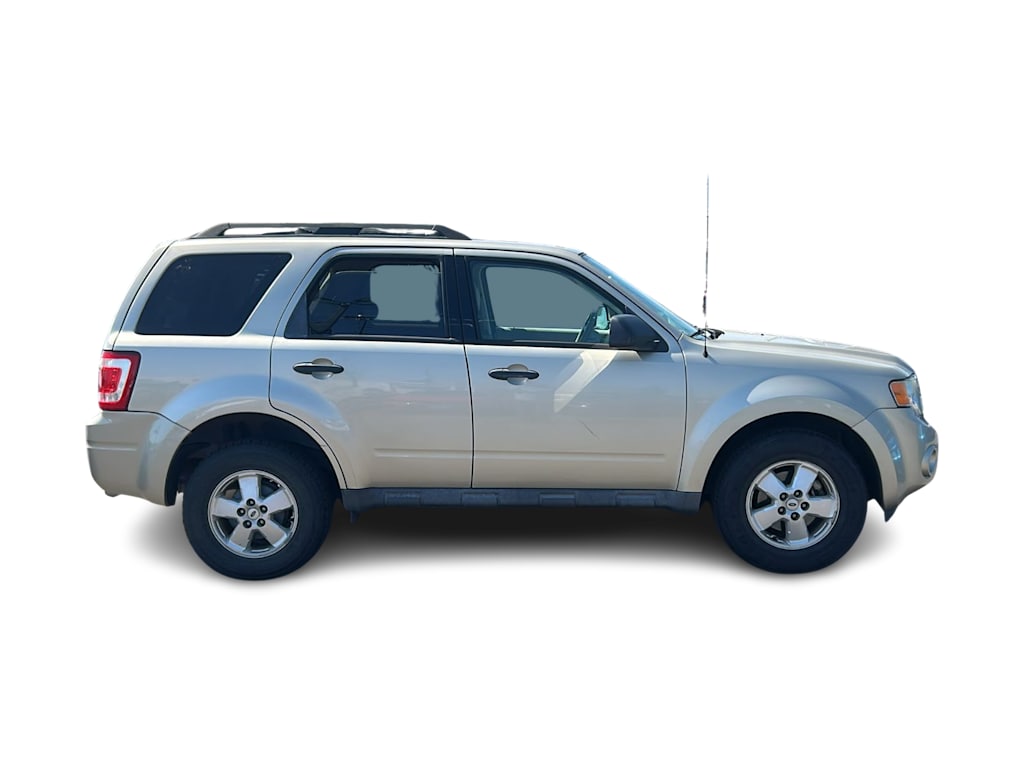 Thumbnail: 2012 Ford Escape - 15