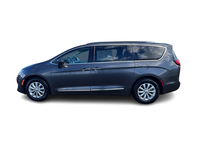 2018 Chrysler Pacifica Touring L 3