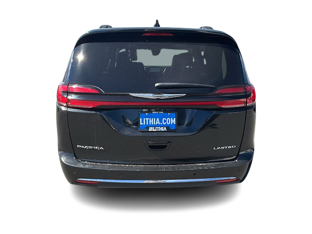 Thumbnail: 2023 Chrysler Pacifica - 4