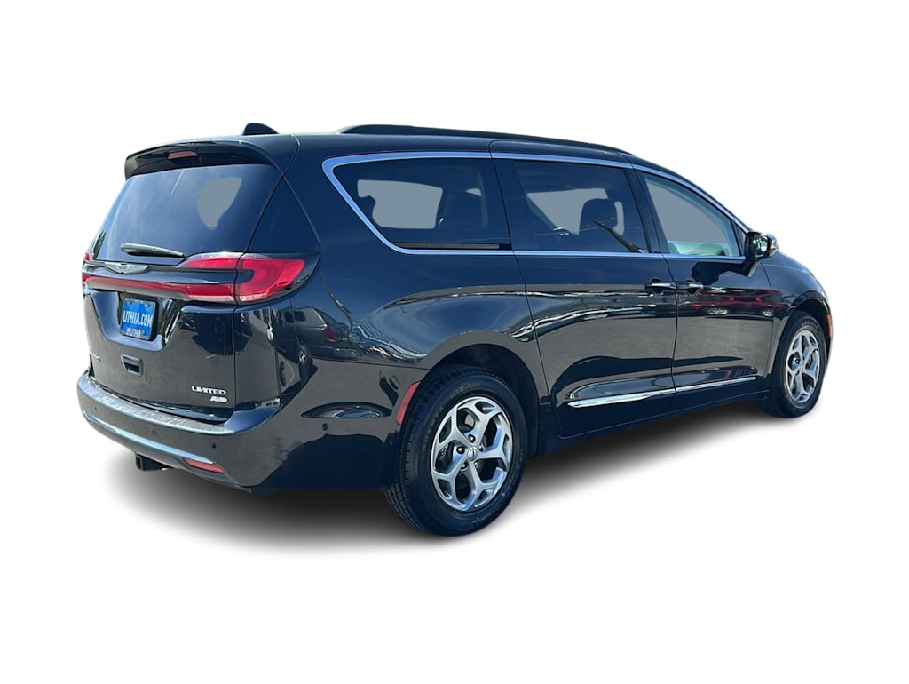 Thumbnail: 2023 Chrysler Pacifica - 19