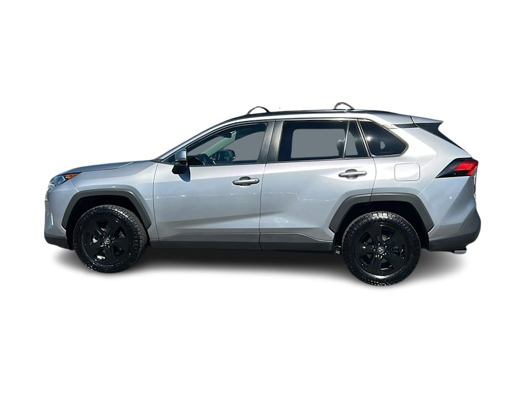 Thumbnail: 2021 Toyota RAV4 - 3