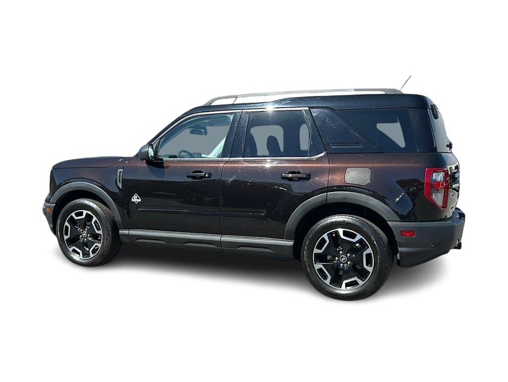 Thumbnail: 2021 Ford Bronco Sport - 3