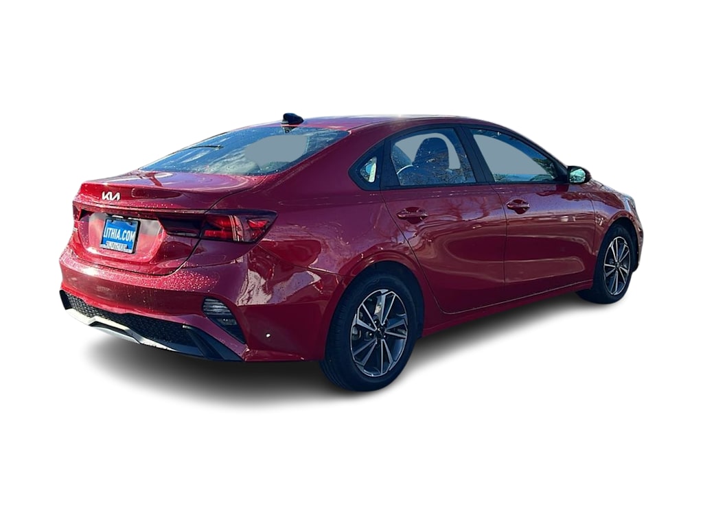 Thumbnail: 2023 Kia Forte - 22