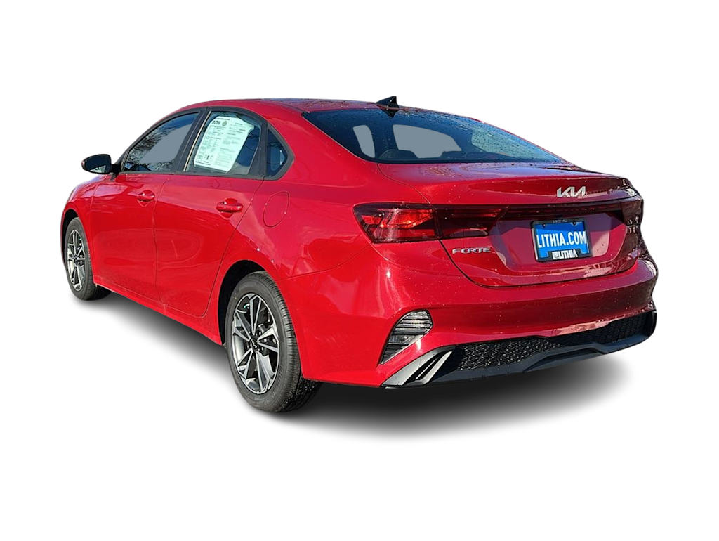 Thumbnail: 2023 Kia Forte - 4