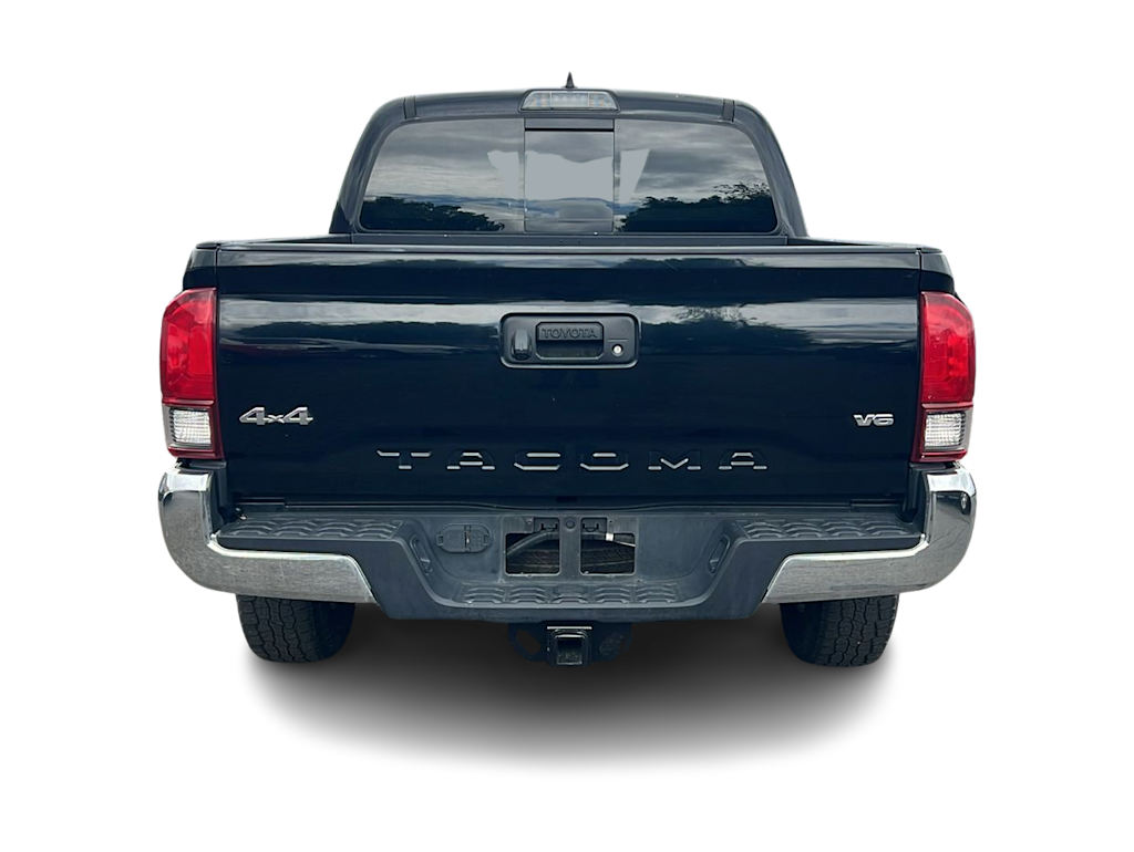 Thumbnail: 2019 Toyota Tacoma - 5