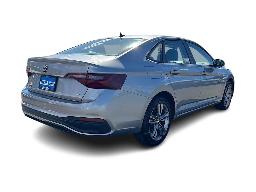 Thumbnail: 2024 Volkswagen Jetta - 22
